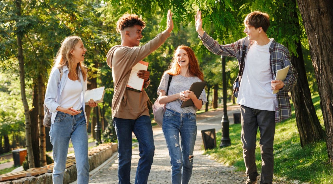 Soggiorni studio per ragazzi dai 16 anni: Young Adults