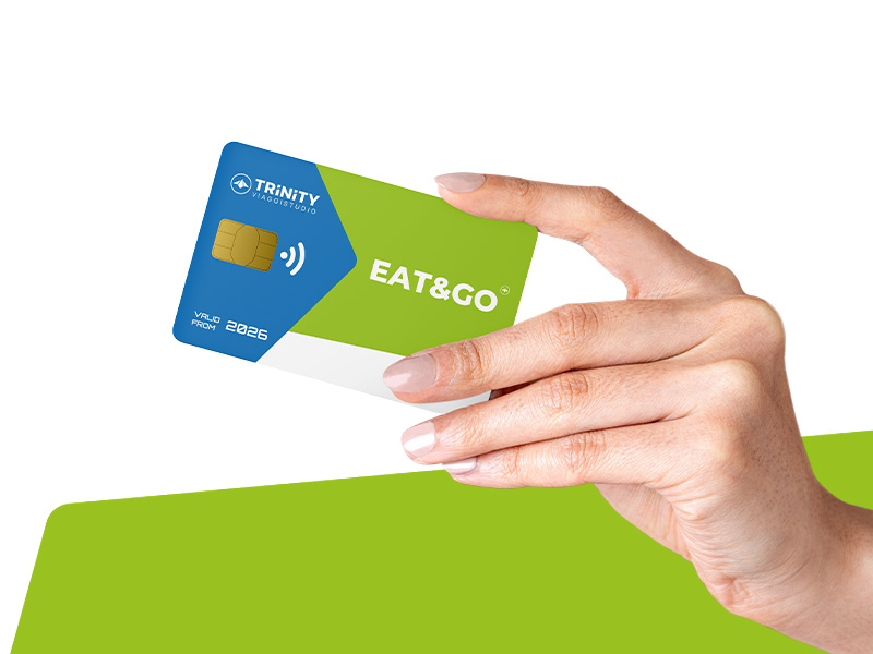 Più scelta, più comfort.Arriva la TRINITY EAT&GO CARD! Nasce la Trinity Eat&Go Card: una soluzione smart e comoda pensata per offrire agli studenti e ai Group Leader maggiore autonomia nella gestione dei pasti, soprattutto durante il tempo libero e le escursioni. Basic Card : € 60Offre autonomia e praticità per chi desidera un’opzione semplice ma efficace per integrare i pasti della pensione completa. Flex Card: € 80Permette di acquistare più pasti o spuntini, dando la possibilità di variare ogni giorno e adattarsi ai gusti personali o alle situazioni.Premium Card: € 100Offre un credito ampio che consente di coprire praticamente tutti i pasti extra o snack fuori programma, assicurando un’esperienza senza limiti.